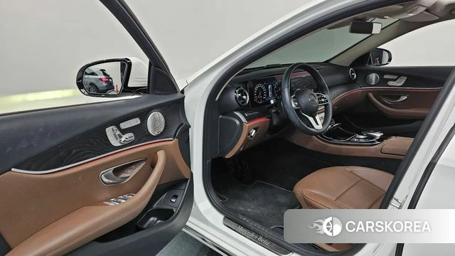 Mercedes-Benz E-Class W213 id 4502576 из Кореи 35