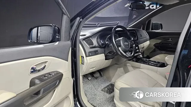 Kia The New Carnival id 3602097 из Кореи 20