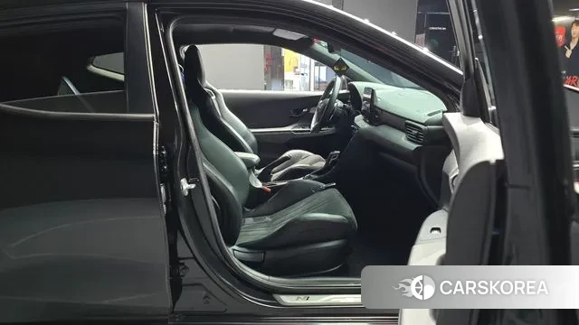 Hyundai Veloster (JS) id 3282122 из Кореи 20