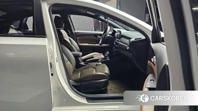 Kia Come New K3 id 2976660 из Кореи 20