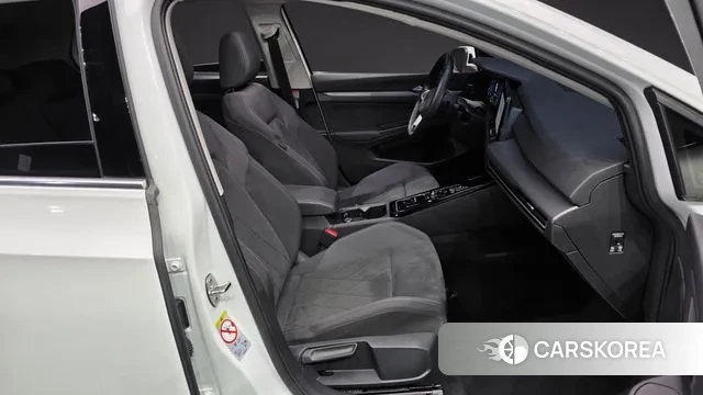 Volkswagen Golf 8th Generation id 3776390 из Кореи 20