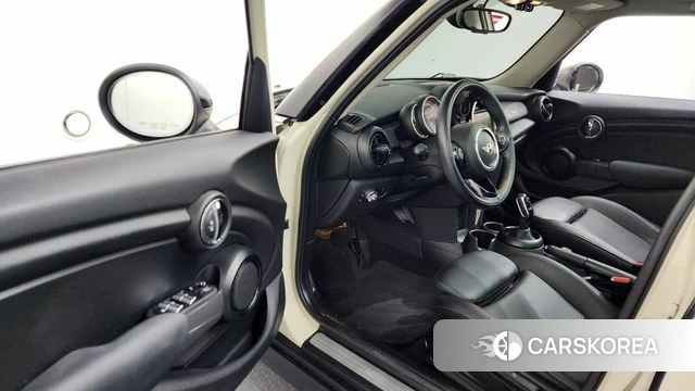 Mini Cooper D id 3801568 из Кореи 20