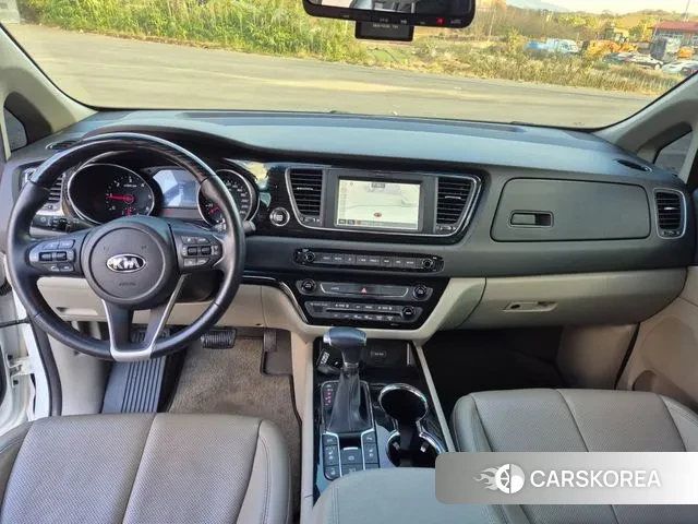 Kia The New Carnival id 3449326 из Кореи 20