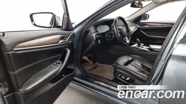 BMW 5 Series (G30) id 2293989 из Кореи 20