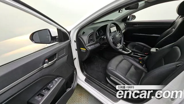 Hyundai Avante AD id 2855641 из Кореи 20