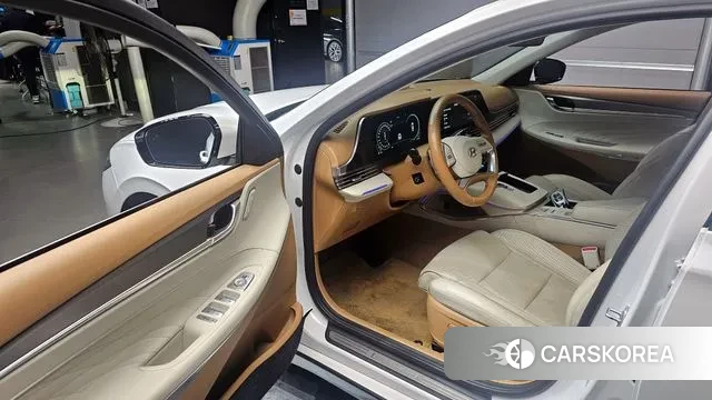 Hyundai The New Grandeur IG Hybrid id 3008545 из Кореи 20