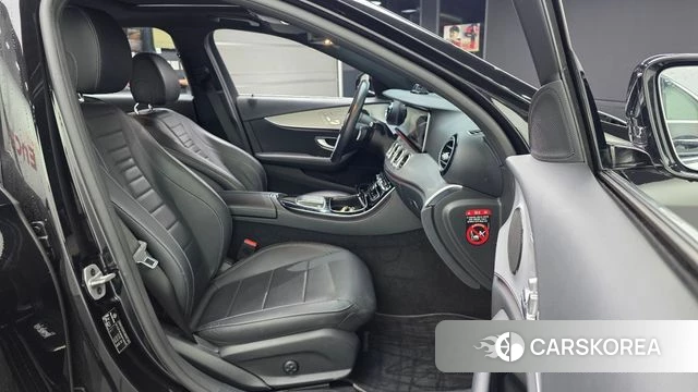 Mercedes-Benz E-Class W213 id 4231988 из Кореи 35