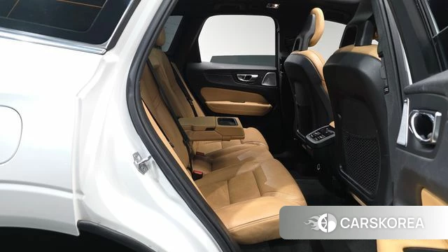 Volvo XC60 second Generation id 4448335 из Кореи 34