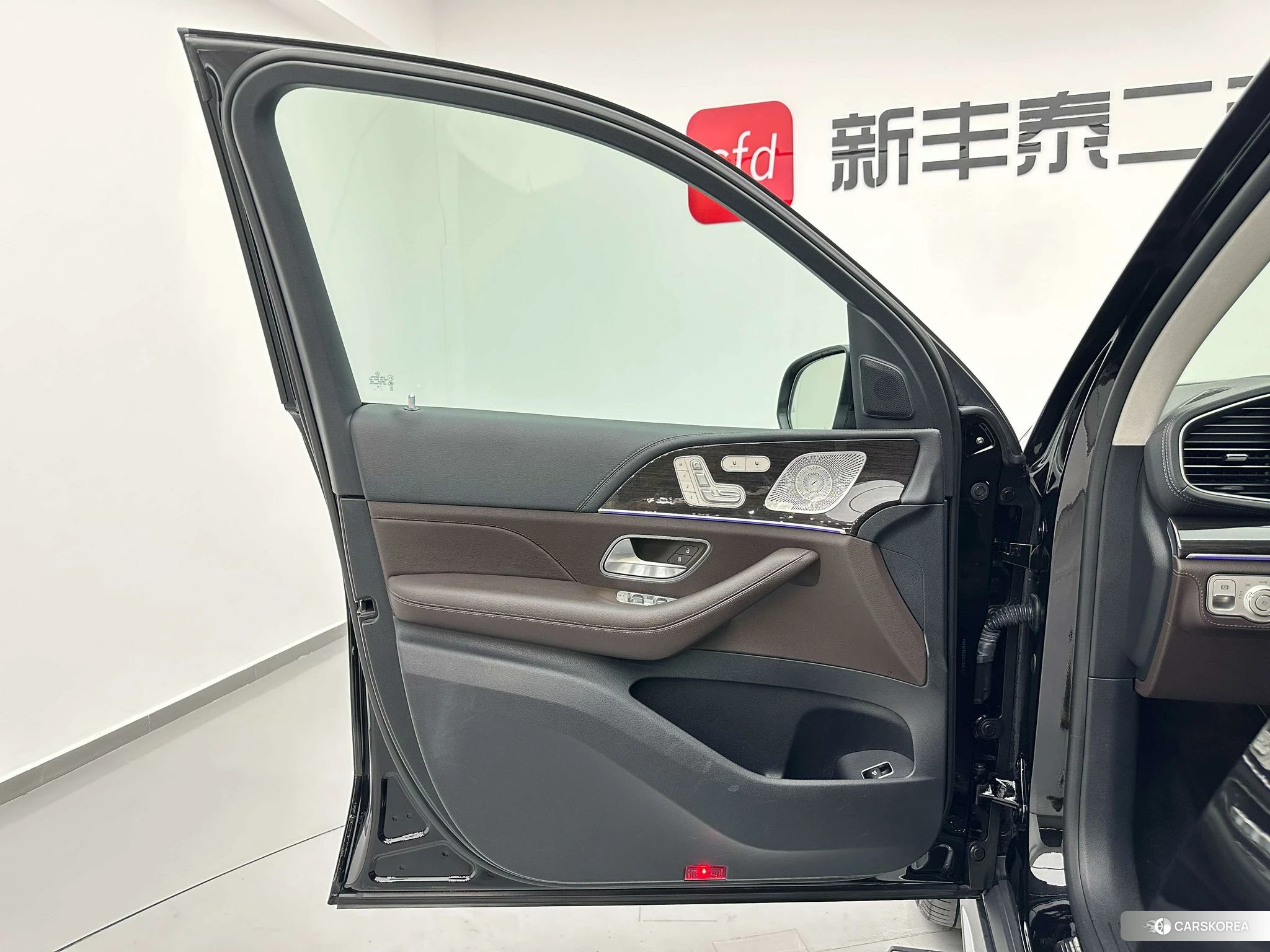 Mercedes-Benz GLS id 4407566 из Китая 33