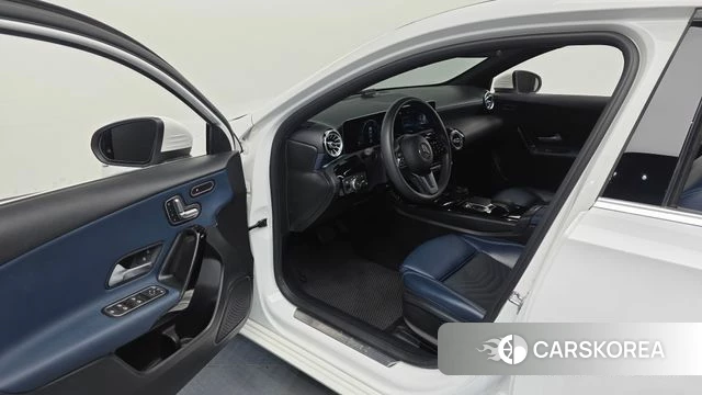 Mercedes-Benz A-Class W177 id 4780685 из Кореи 20