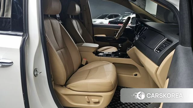 Kia The New Carnival id 3861627 из Кореи 20