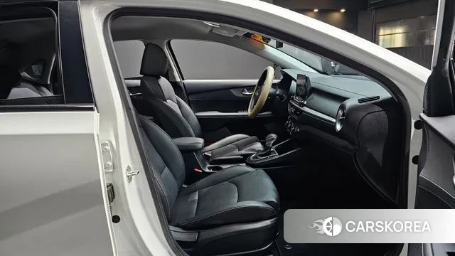 Kia Come New K3 id 3193119 из Кореи 20