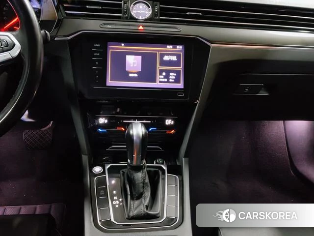 Volkswagen Magotan id 4271172 из Китая 10