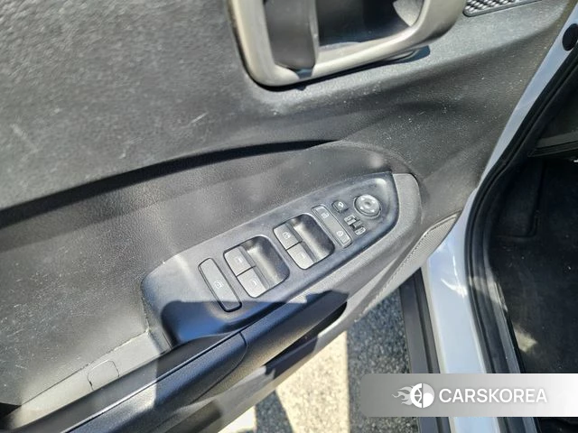 Hyundai Venue id 4294683 из Кореи 15