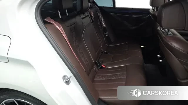 BMW 5 Series (G30) id 3545005 из Кореи 20