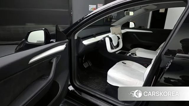 Tesla Model Y id 3347266 из Кореи 20