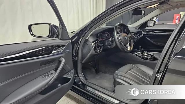 BMW 5 Series (G30) id 3573661 из Кореи 20