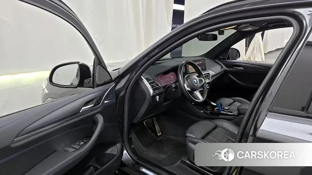 BMW iX3 id 3685970 из Кореи 20