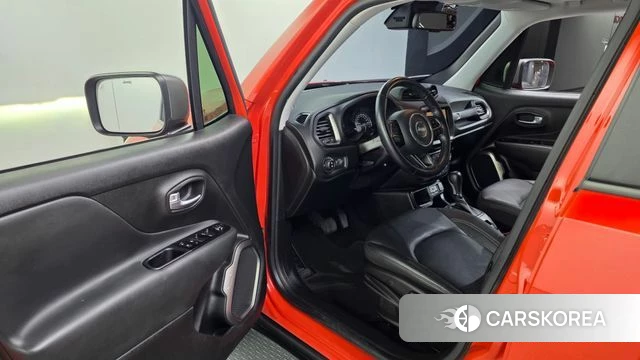 Jeep Renegade id 3827991 из Кореи 20