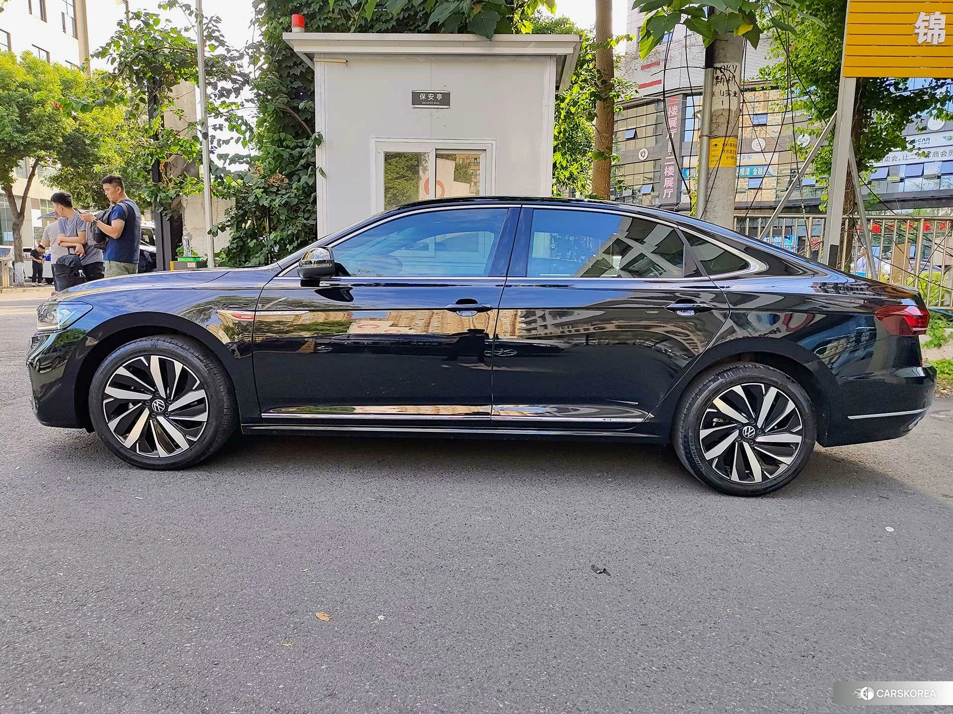 Volkswagen Passat id 4441131 из Китая 11