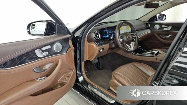 Mercedes-Benz E-Class W213 id 3966194 из Кореи 20