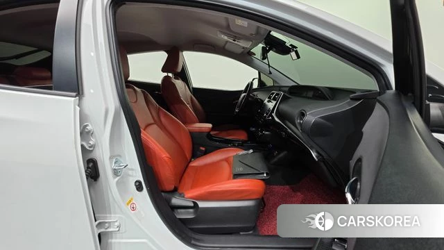 Toyota Prius 4th Generation id 4458000 из Кореи 32