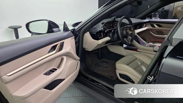 Porsche Taycan id 4361271 из Кореи 39