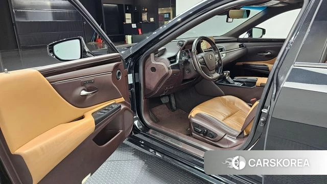 Lexus ES300h 7th generation id 3905618 из Кореи 20