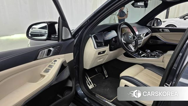 BMW X7 (G07) id 4784720 из Кореи 32