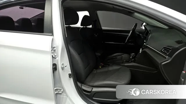 Hyundai The New Avante AD id 3578186 из Кореи 20