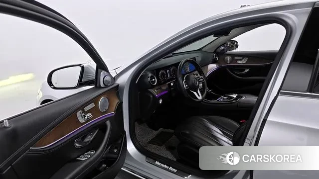 Mercedes-Benz E-Class W213 id 3737037 из Кореи 20