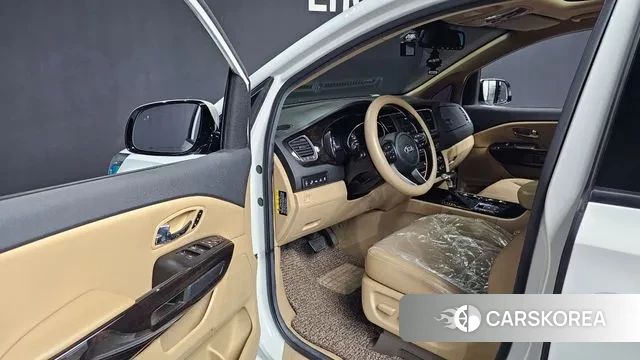 Kia The New Carnival id 3748595 из Кореи 20