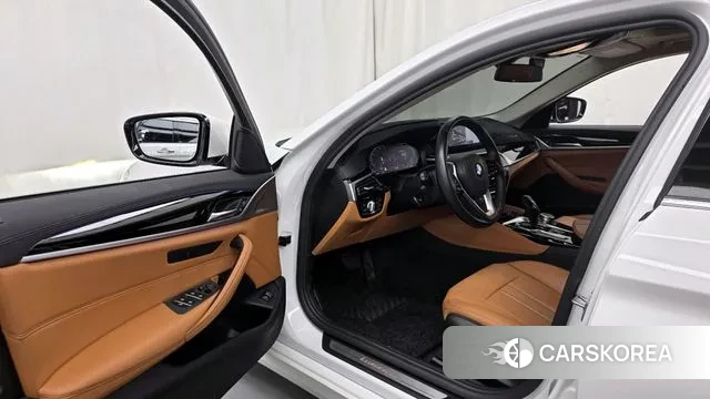 BMW 5 Series (G30) id 2970985 из Кореи 20