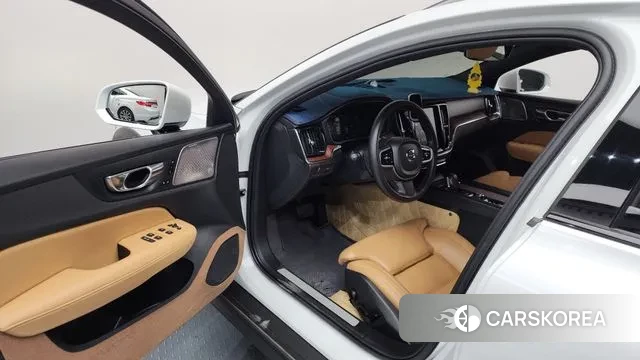 Volvo V60 Cross-Country 2nd Generation id 3329598 из Кореи 20