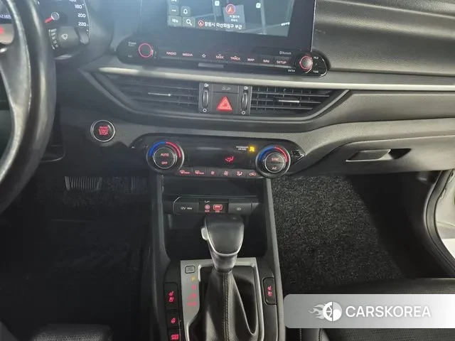 Kia Come New K3 id 3602228 из Кореи 19