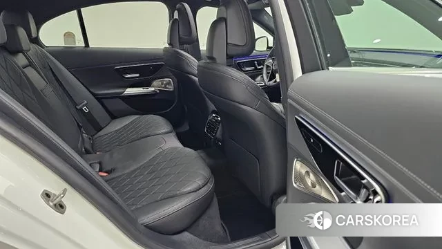 Mercedes-Benz E-Class W214 id 3272550 из Кореи 20