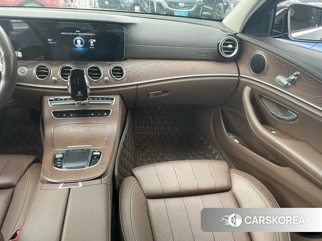 Mercedes-Benz E-class id 3993438 из Китая 10