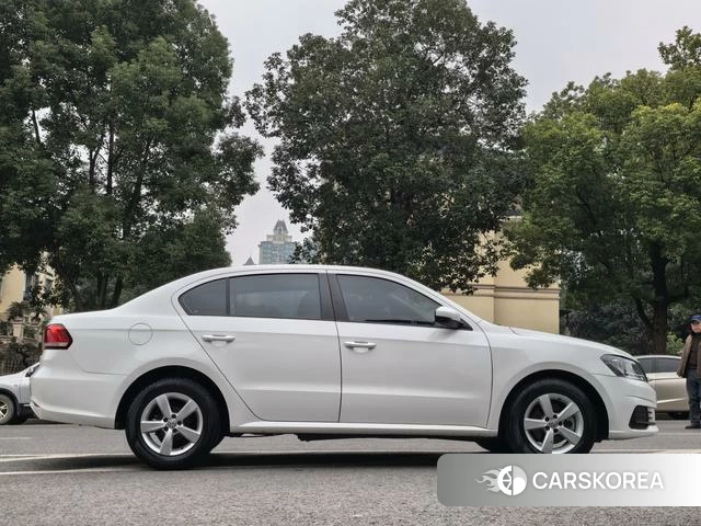 Volkswagen Lavida id 4301223 из Китая 13