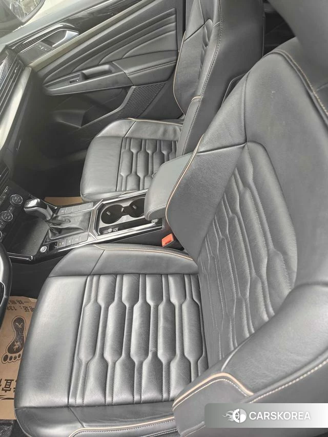 Volkswagen Passat id 3927117 из Китая 11