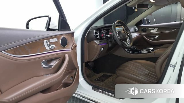 Mercedes-Benz E-Class W213 id 3867104 из Кореи 20