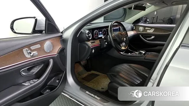 Mercedes-Benz E-Class W213 id 3568756 из Кореи 20