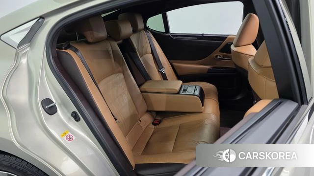 Lexus ES300h 7th generation id 4543330 из Кореи 34