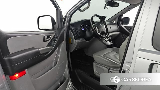 Hyundai The New Grand Starex id 4658220 из Кореи 20