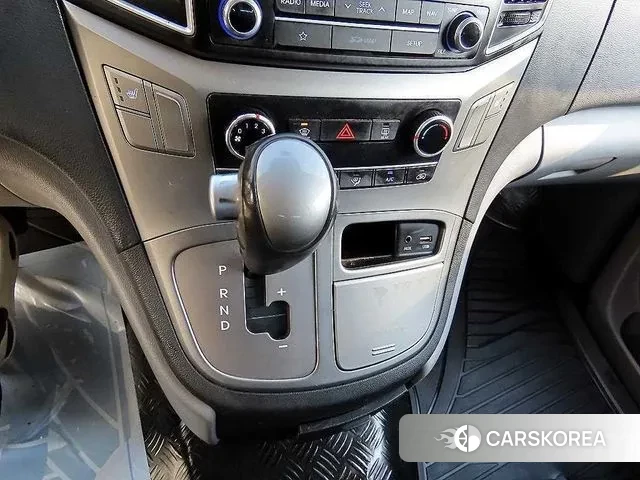 Hyundai The New Grand Starex id 3386073 из Кореи 20