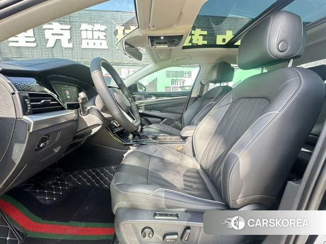 Volkswagen Passat id 4359345 из Китая 18