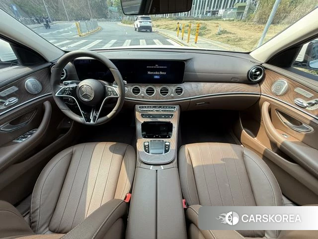 Mercedes-Benz E-class id 4297303 из Китая 16
