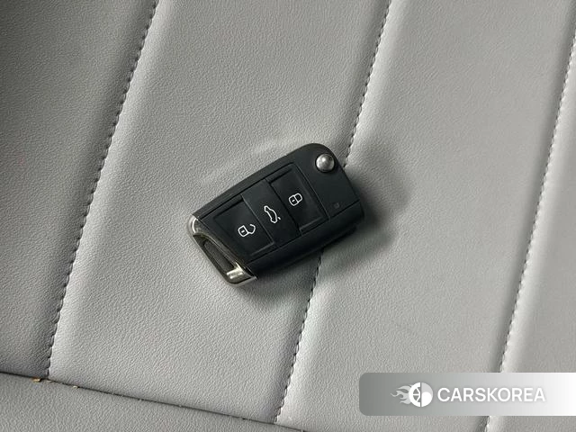 Volkswagen Bora id 3908398 из Китая 20