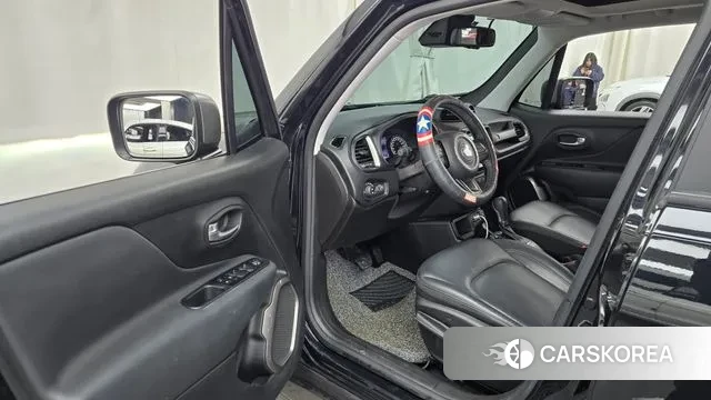 Jeep Renegade id 3621441 из Кореи 20