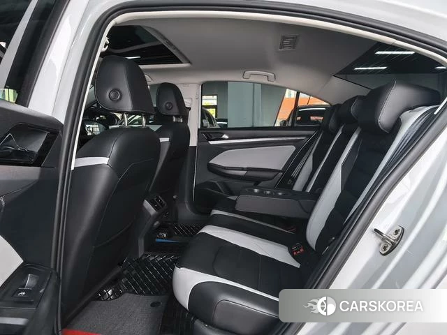 Volkswagen Bora id 4264705 из Китая 24