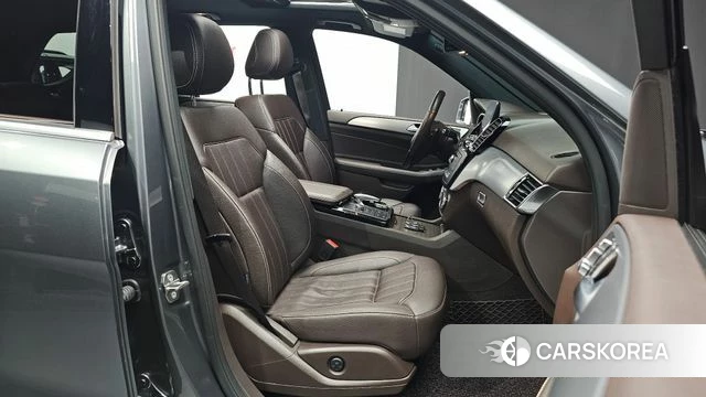 Mercedes-Benz GLE - Class W166 id 4384801 из Кореи 33